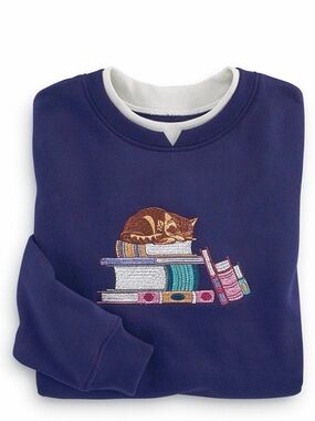 C&K Designs Cat and Books Blue Navy Sweatshirt Embroidered NWOT M Retro